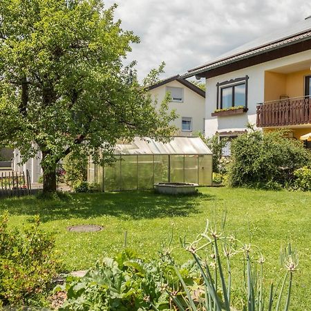 Bett Und Fruehstueck Bei Gertrud Lägenhet Hergensweiler Exteriör bild