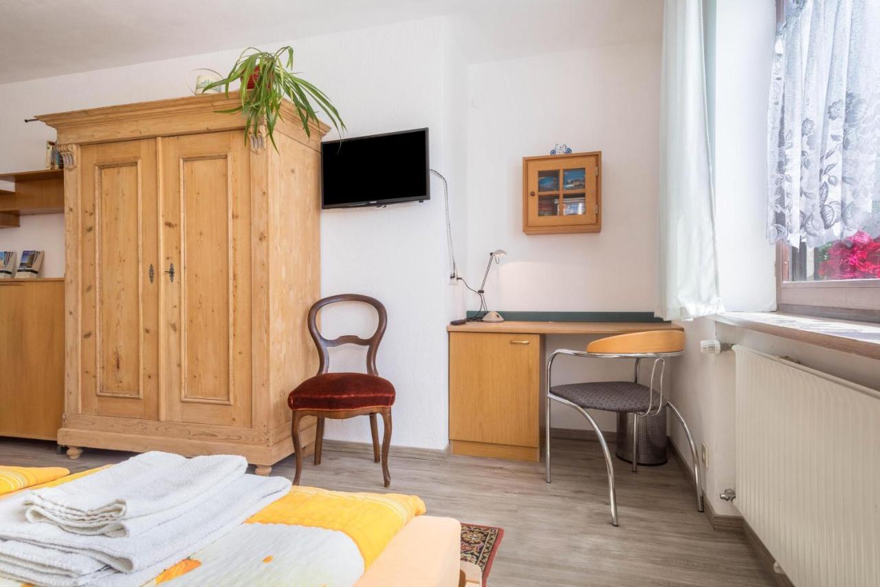 Bett Und Fruehstueck Bei Gertrud Lägenhet Hergensweiler Exteriör bild